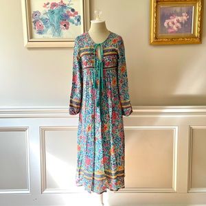 Sipin Woman Boho Maxi dress with long sleeves Size 2